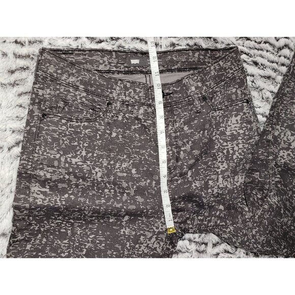 512 Levi's Perfectly Slimming Straight Leg W28xL32 - Picture 6 of 7